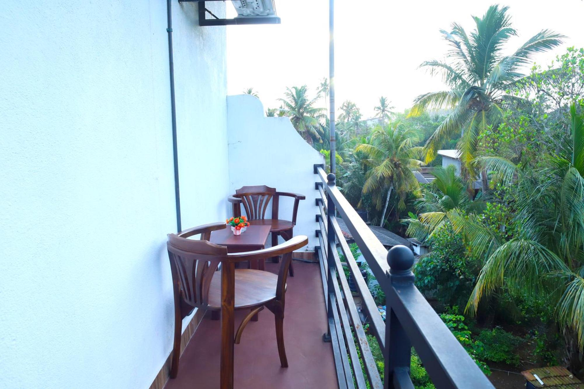 Guest house Village Star Rest-mirissa 3*
