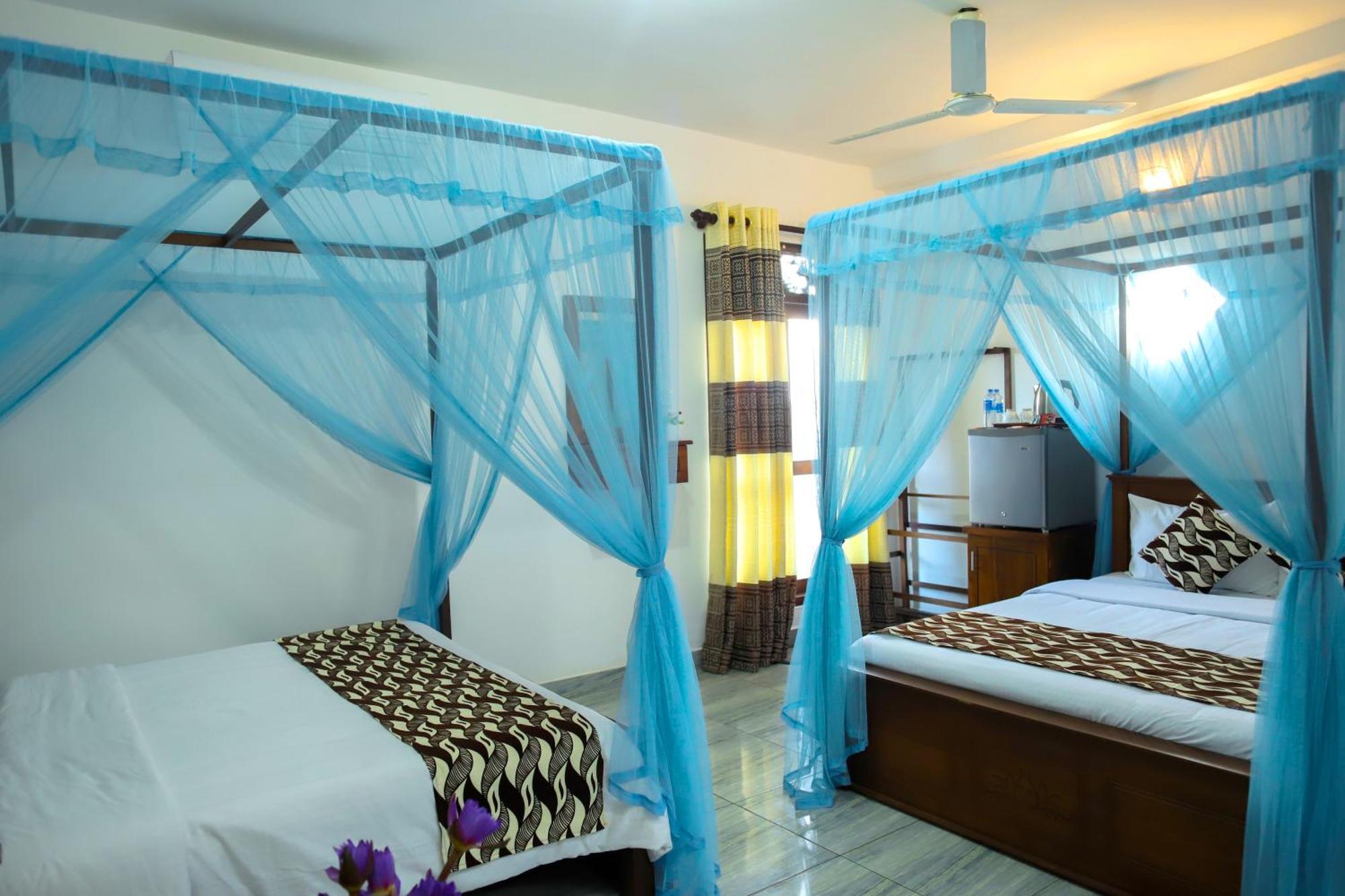 Village Star Rest-mirissa 3*