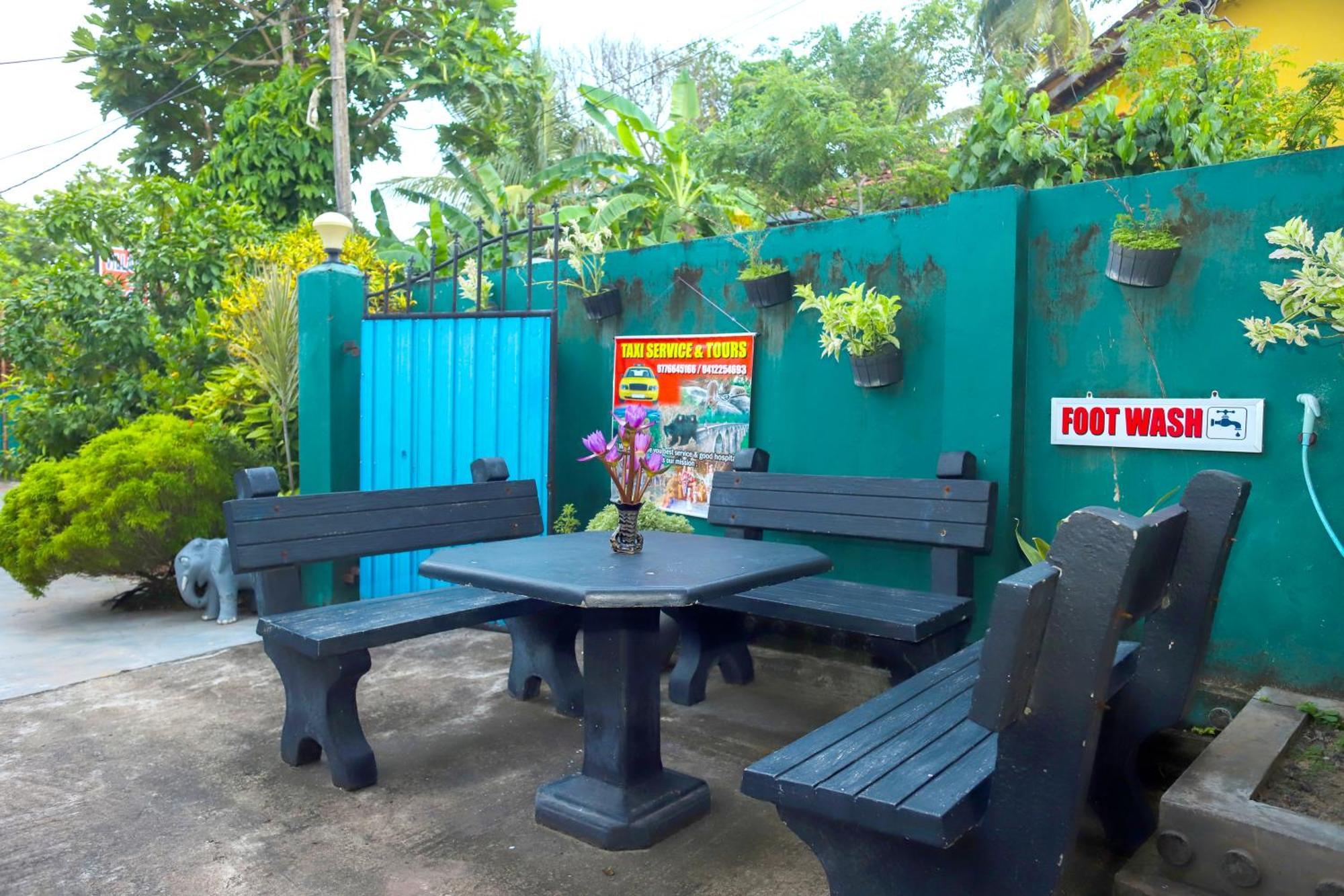 Village Star Rest-mirissa Guest house